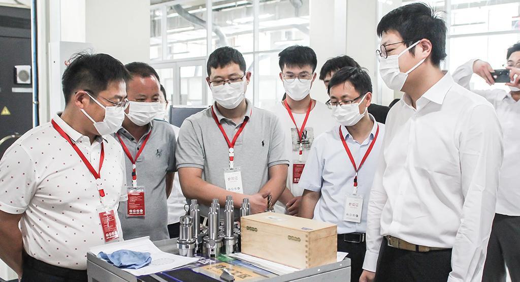 Hợp tác chân thành, cùng nhau phát triển - Trung Châu đã tổ chức thành công lễ ký kết và treo biển cho cơ sở thực tập giáo dục sinh viên với Trường Kinh doanh Đại học Hà Nam